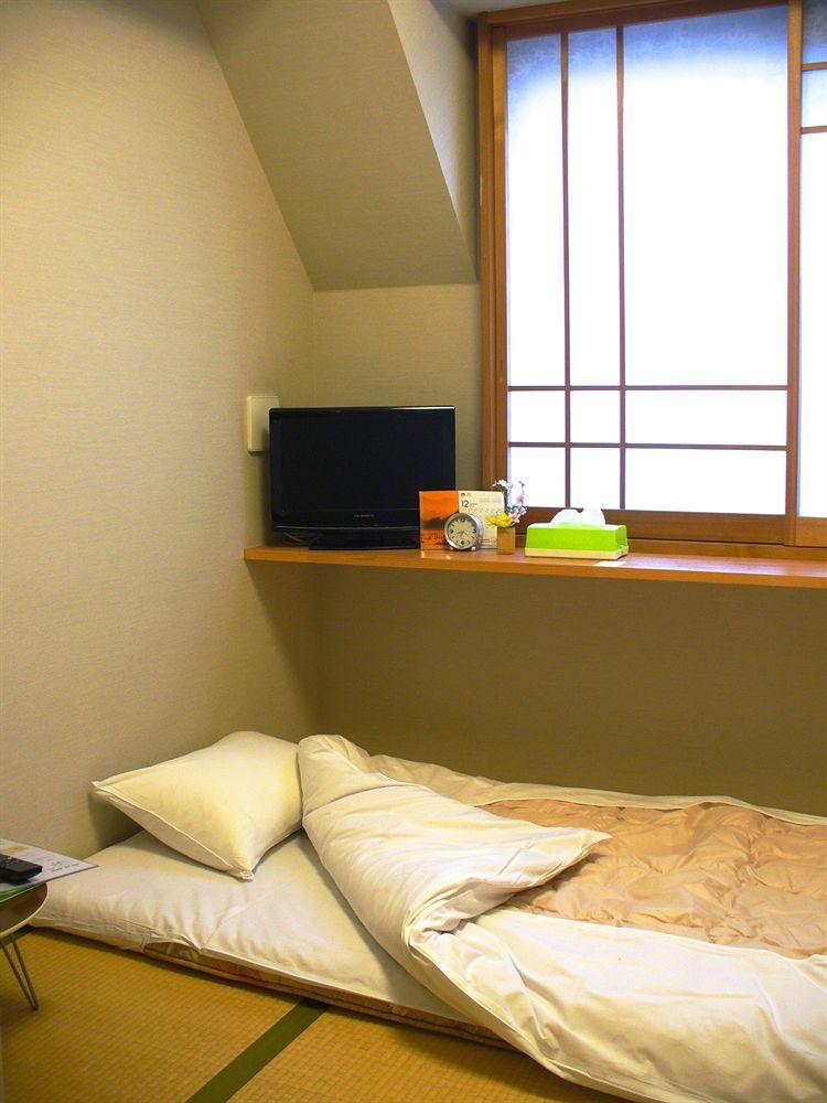 Family Inn Saiko Токіо Екстер'єр фото