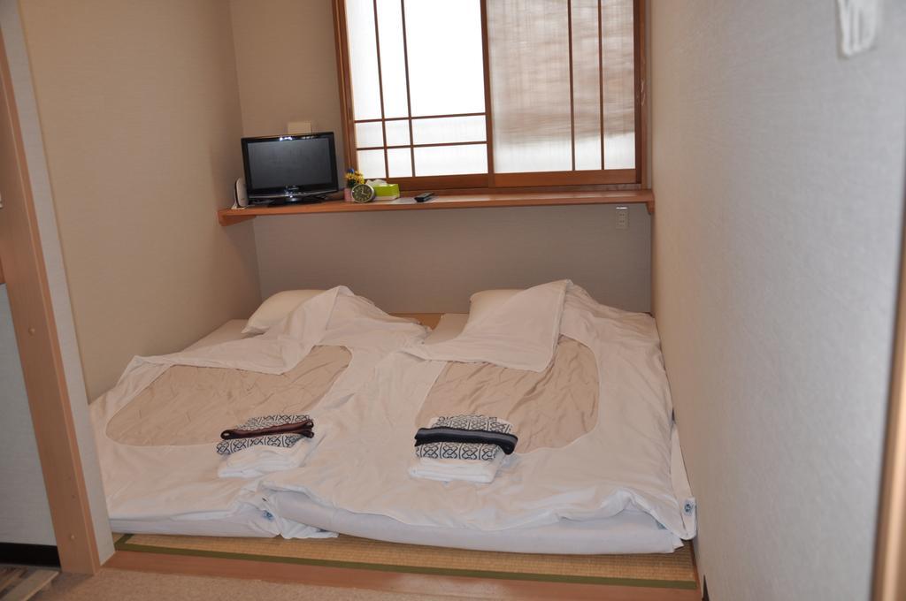 Family Inn Saiko Токіо Екстер'єр фото